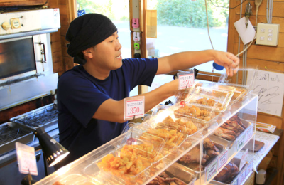 鳥周 - 飲食業界未経験でも安心！簡単仕込みと18日間の手厚い研修