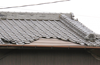 屋根MAX - 異常気象や台風で依頼が急増！屋根屋ってご存知ですか？